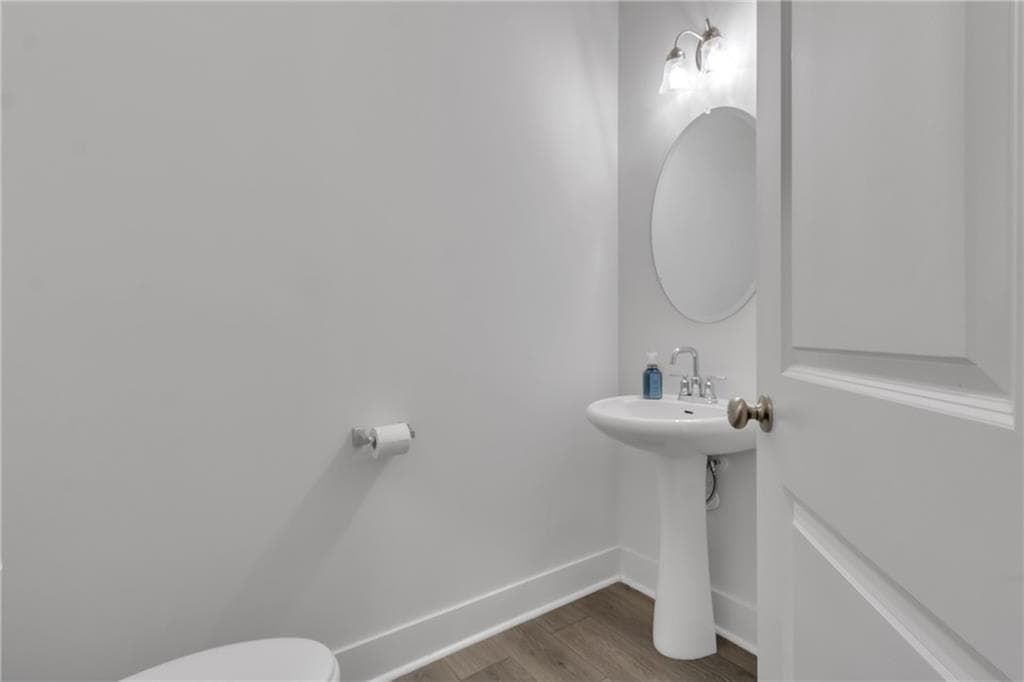 3 bedroom, 3 bathroom, 1,911 sq ft townhouse for sale at 7689 Baron Road, Fairburn, GA 30213 — photo 5