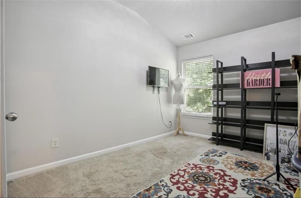 4 bedroom, 3 bathroom, 2,094 sq ft single family residence for rent at 402 Hardy Ives Lane, Lawrenceville, GA 30045 for $2,799 a month — photo 5