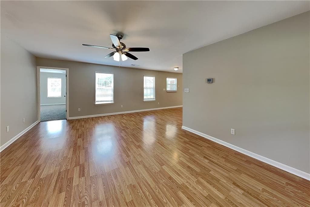 3 bedroom, 2 bathroom, 1,551 sq ft single family residence for rent at 121 Heritage Way, Dallas, GA 30157 for $1,800 a month — photo 3