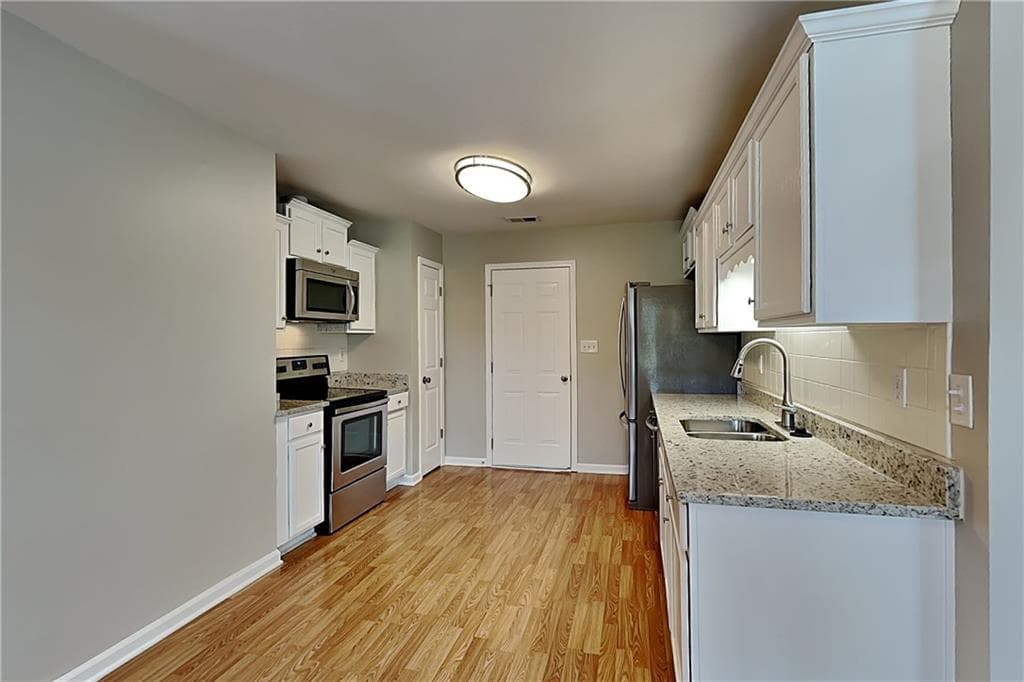 3 bedroom, 2 bathroom, 1,551 sq ft single family residence for rent at 121 Heritage Way, Dallas, GA 30157 for $1,800 a month — photo 5