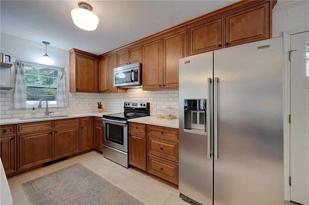 4 bedroom, 3 bathroom, 3,722 sq ft single family residence for sale at 119 Rhodes Drive, Marietta, GA 30068 — photo 10