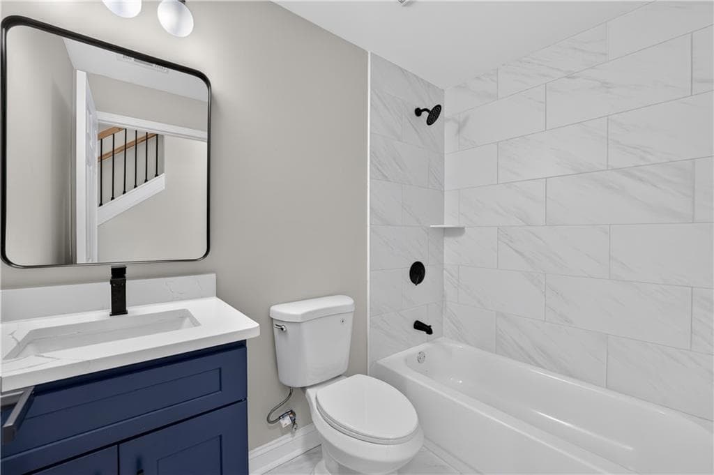 4 bedroom, 4 bathroom, 2,100 sq ft single family residence for sale at 1717 Hilton Ridge Court, Lithonia, GA 30058 — photo 6