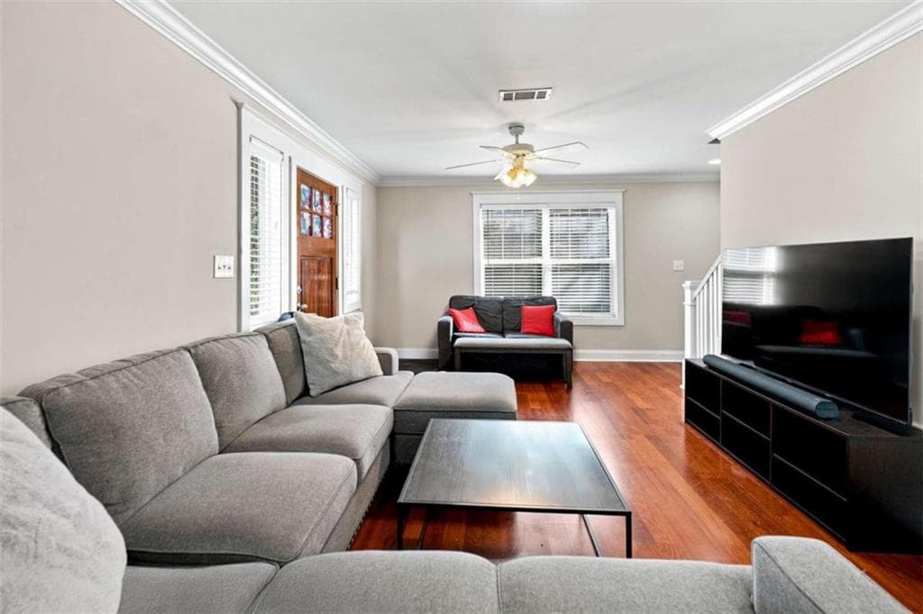 2 bedroom, 3 bathroom, 1,136 sq ft condominium for sale at 1035 Barnett Shoals Road 452, Athens, GA 30605 — photo 4