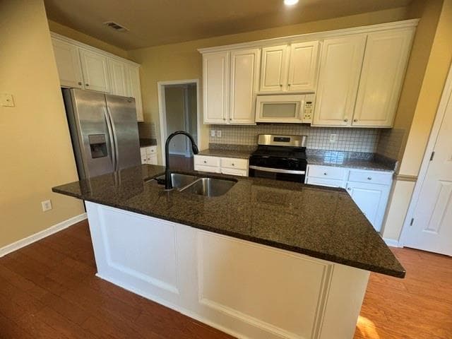 4 bedroom, 3 bathroom, 2,139 sq ft single family residence for rent at 11385 Findley Chase Court, Johns Creek, GA 30097 for $2,900 a month — photo 8