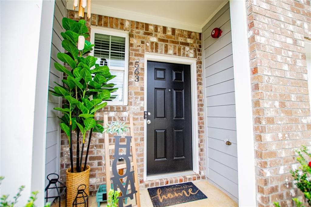 3 bedroom, 3 bathroom, 1,672 sq ft townhouse for sale at 563 Magnolia Circle, Palmetto, GA 30268 — photo 9