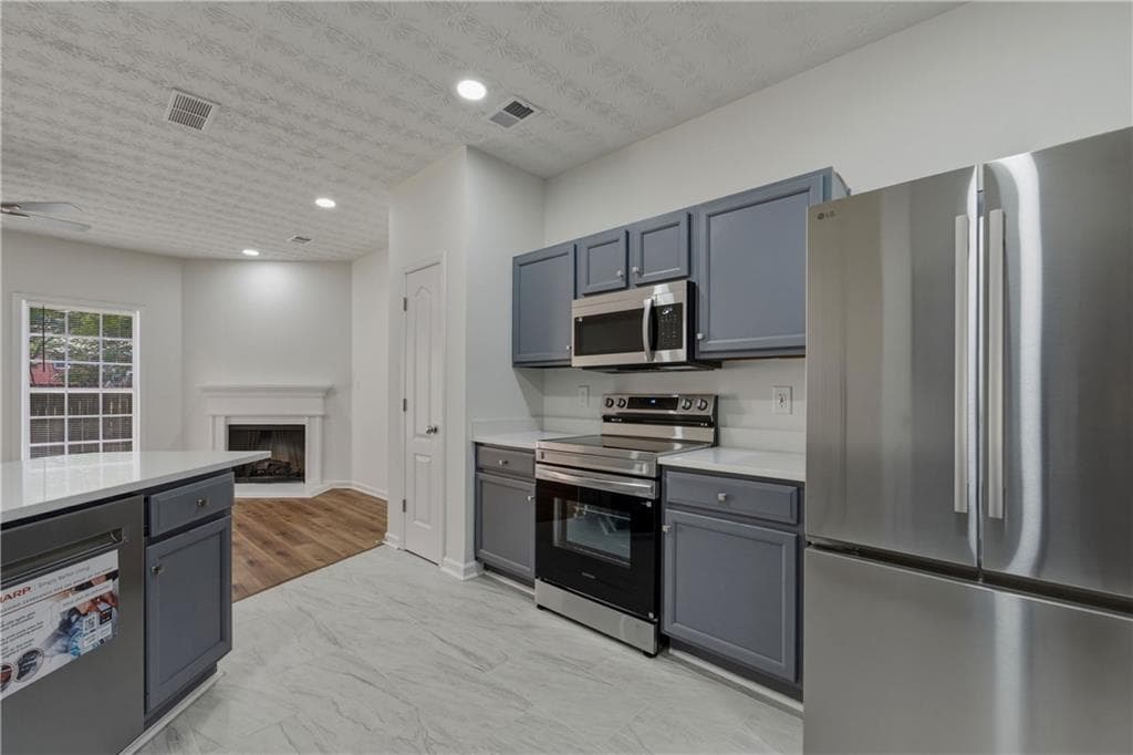 3 bedroom, 3 bathroom, 1,580 sq ft townhouse for sale at 20 Pine Canyon Drive 13, Atlanta, GA 30331 — photo 9