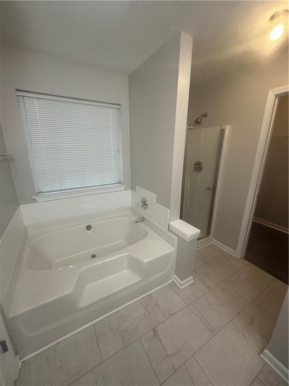 4 bedroom, 2 bathroom, 1,785 sq ft single family residence for sale at 2967 Hampton Club Way, Lithonia, GA 30038 — photo 10