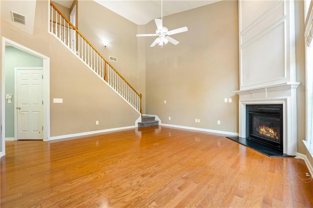 3 bedroom, 3 bathroom, 2,092 sq ft single family residence for sale at 827 Poplar Terrace, Canton, GA 30115 — photo 5