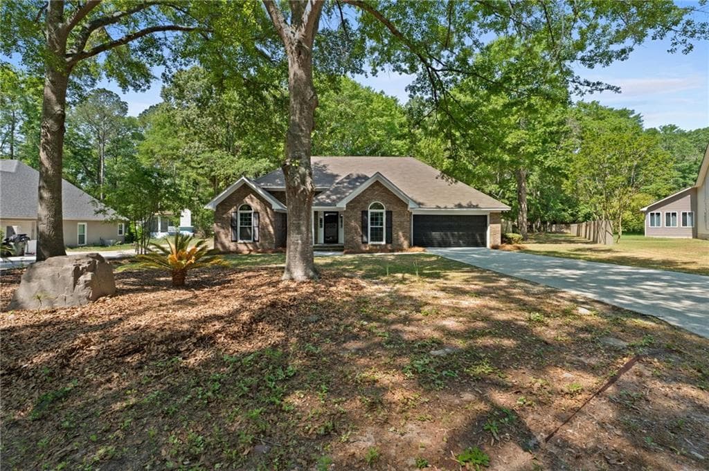 4 bedroom, 2 bathroom, 1,918 sq ft single family residence for sale at 205 Mossberg Circle, Statesboro, GA 30461 — photo 4