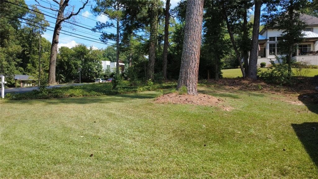 3 bedroom, 2 bathroom single family residence for sale at 1276 Woods Circle, Brookhaven, GA 30324 — photo 4