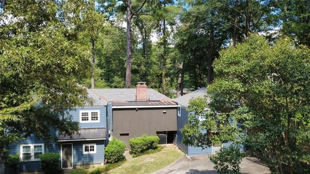 3 bedroom, 2 bathroom single family residence for sale at 1270 Woods Circle, Brookhaven, GA 30324 — photo 5