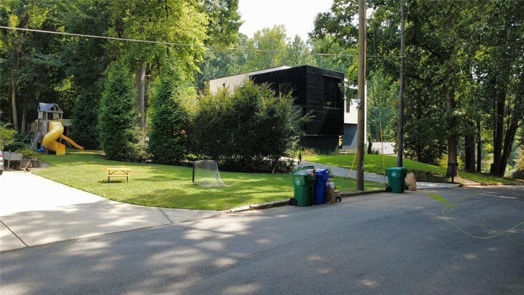 3 bedroom, 2 bathroom single family residence for sale at 1270 Woods Circle, Brookhaven, GA 30324 — photo 8