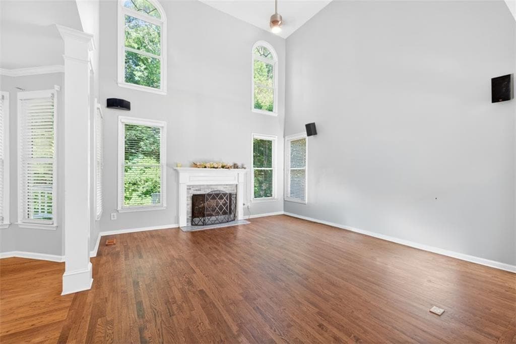 6 bedroom, 4 bathroom, 4,148 sq ft single family residence for sale at 1524 Lake Heights Circle, Dacula, GA 30019 — photo 4