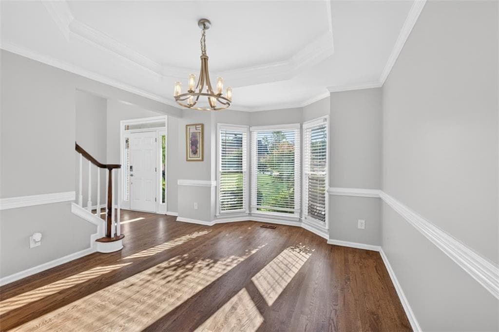 6 bedroom, 4 bathroom, 4,148 sq ft single family residence for sale at 1524 Lake Heights Circle, Dacula, GA 30019 — photo 10