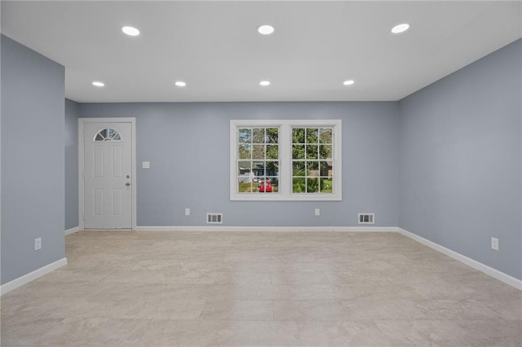 3 bedroom, 2 bathroom, 1,392 sq ft single family residence for sale at 1685 Kinglet Road, Jonesboro, GA 30238 — photo 6