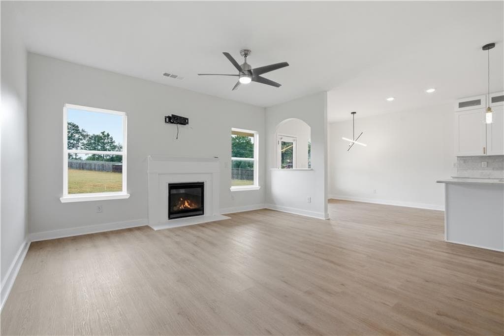 5 bedroom, 3 bathroom, 3,176 sq ft single family residence for sale at 685 S Jeff Davis Drive, Fayetteville, GA 30215 — photo 8