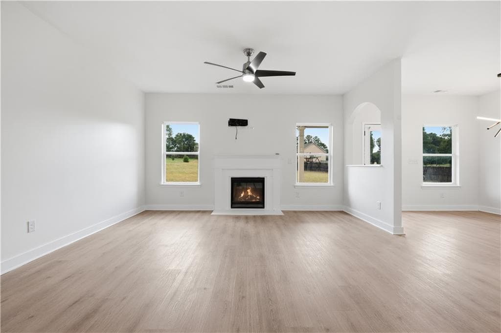 5 bedroom, 3 bathroom, 3,176 sq ft single family residence for sale at 685 S Jeff Davis Drive, Fayetteville, GA 30215 — photo 9
