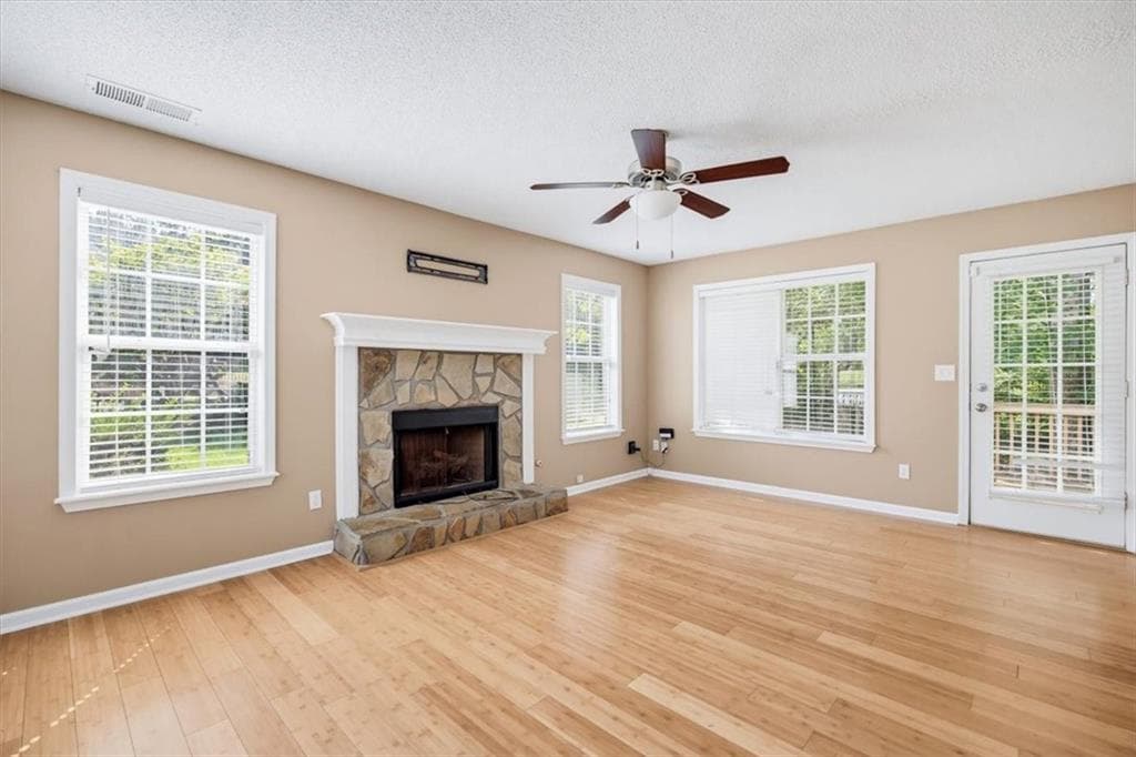 3 bedroom, 3 bathroom, 1,305 sq ft single family residence for sale at 415 Willow Lane, Temple, GA 30179 — photo 5