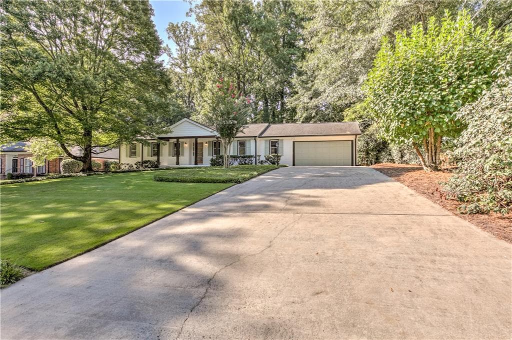 3 bedroom, 2 bathroom, 2,466 sq ft single family residence for rent at 1837 Chancery Lane, Atlanta, GA 30341 for $3,899 a month — photo 3