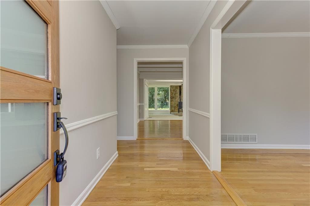 3 bedroom, 2 bathroom, 2,466 sq ft single family residence for rent at 1837 Chancery Lane, Atlanta, GA 30341 for $3,899 a month — photo 9