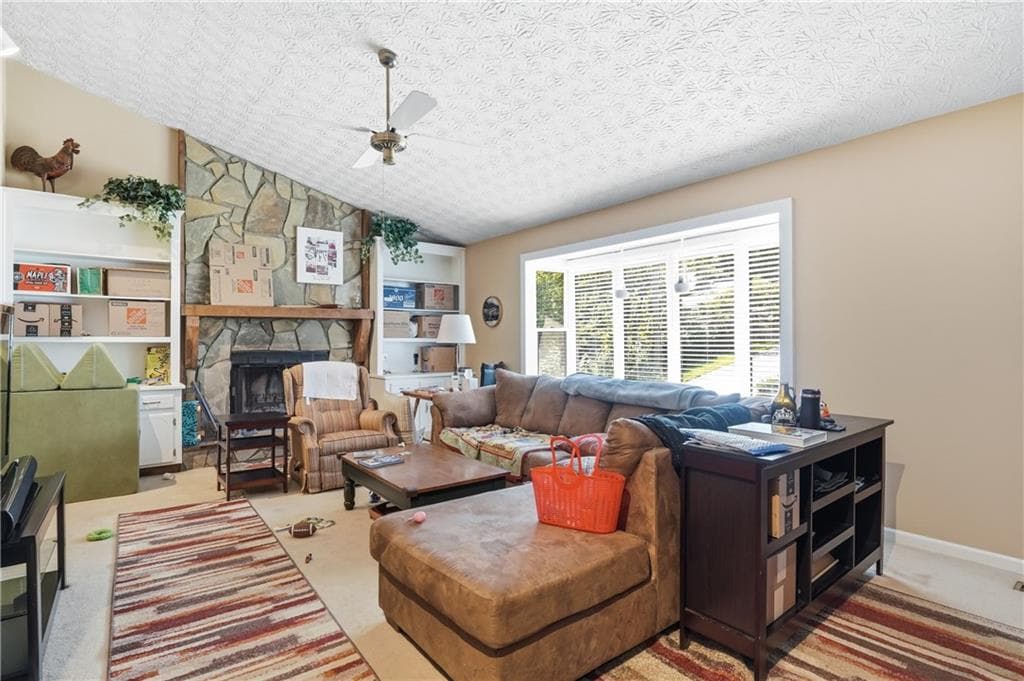 4 bedroom, 3 bathroom, 2,380 sq ft single family residence for sale at 5045 Ravenwood Drive, Marietta, GA 30066 — photo 6