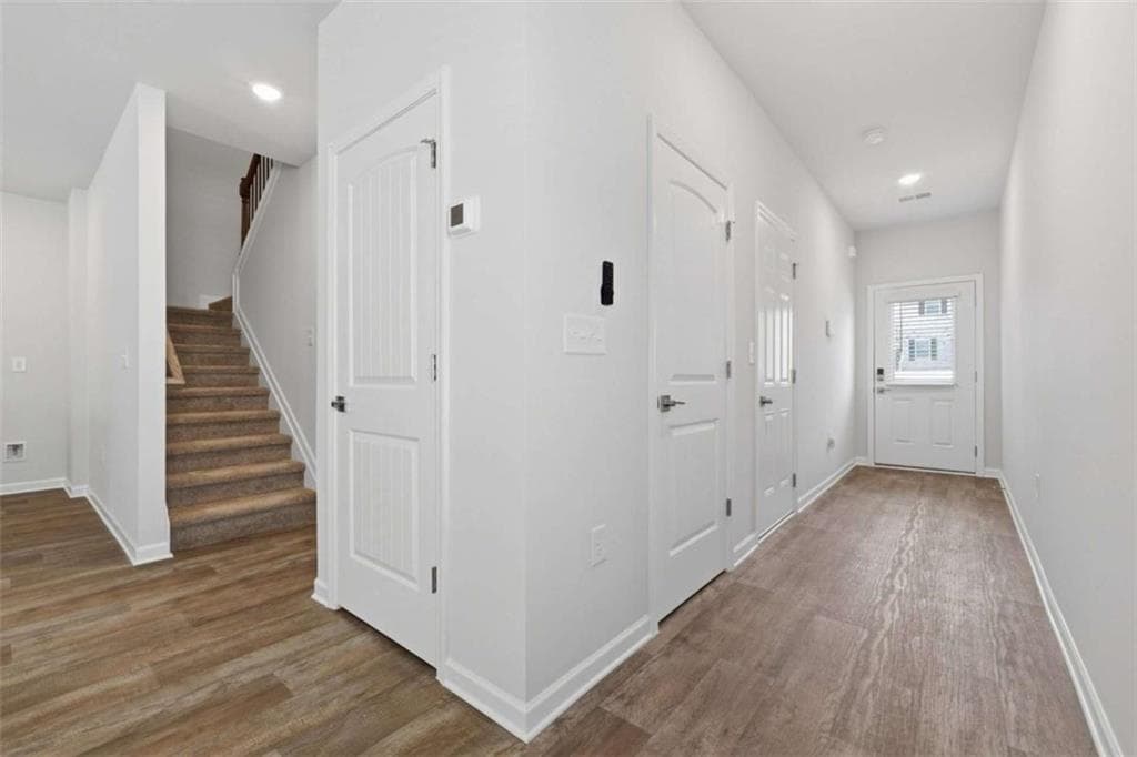 4 bedroom, 3 bathroom, 1,827 sq ft townhouse for sale at 3648 PARKWAY JAMES Drive, Snellville, GA 30039 — photo 4