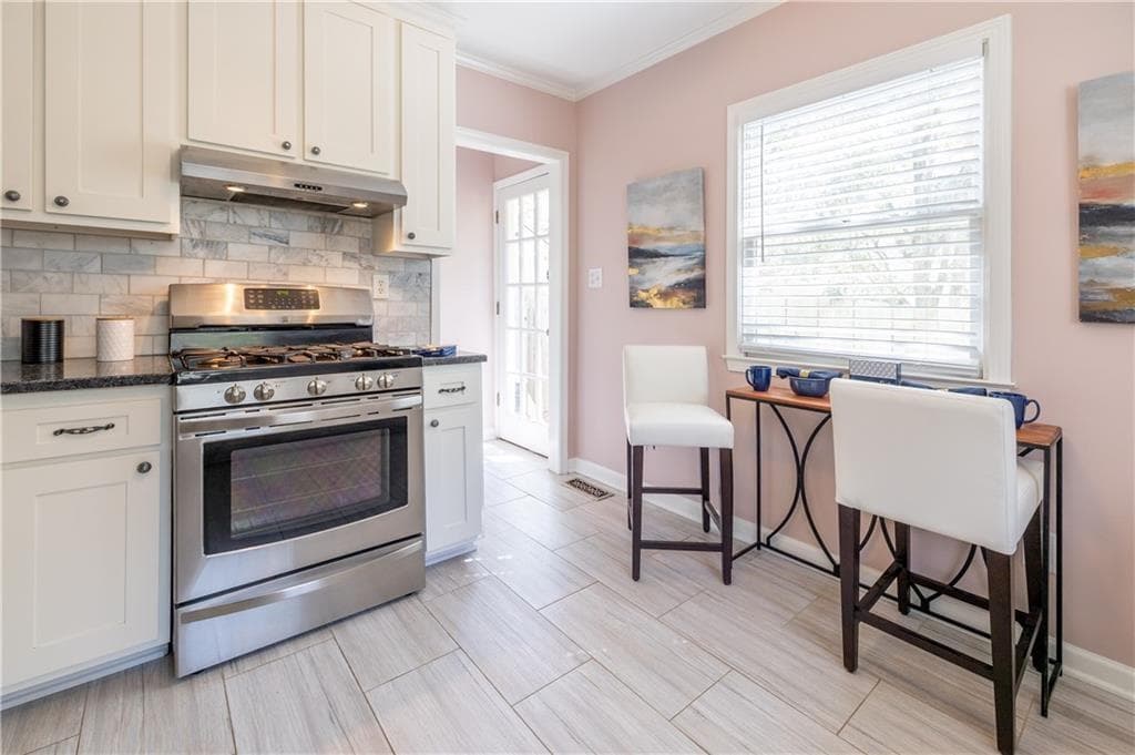 2 bedroom, 2 bathroom, 1,198 sq ft single family residence for rent at 223 Kathryn Avenue, Decatur, GA 30030 for $2,850 a month — photo 8
