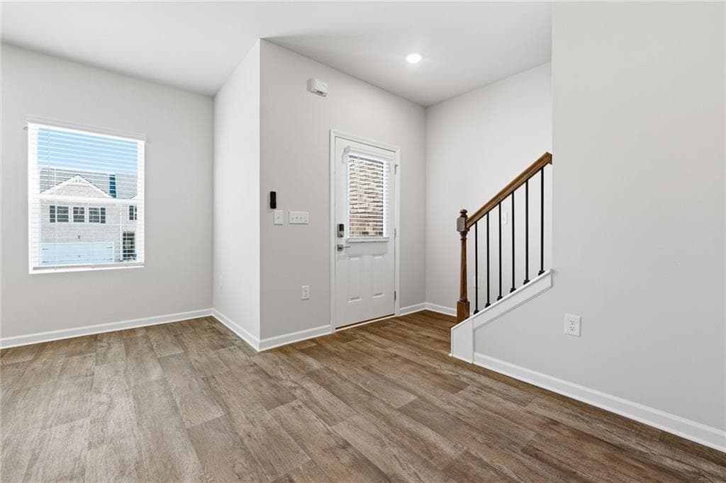 3 bedroom, 3 bathroom, 1,805 sq ft townhouse for sale at 3639 PARKWAY JAMES Drive, Snellville, GA 30039 — photo 4