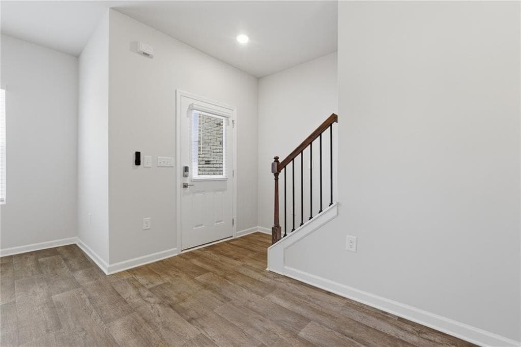 3 bedroom, 3 bathroom, 1,805 sq ft townhouse for sale at 3633 PARKWAY JAMES Drive, Snellville, GA 30039 — photo 4