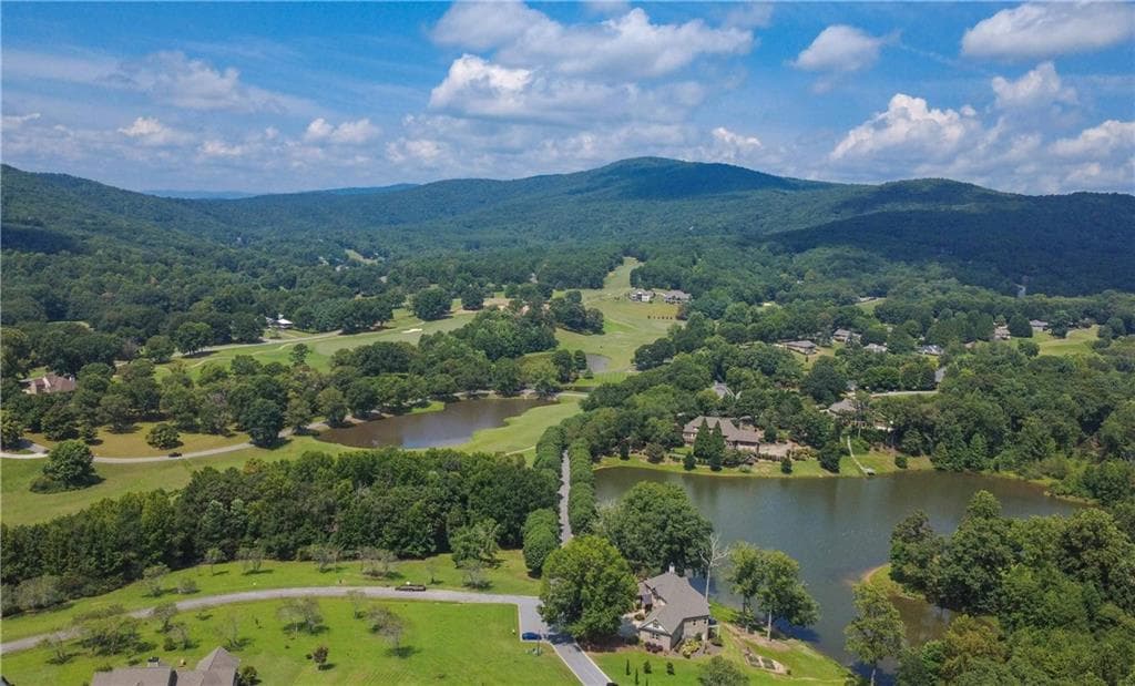 single family residence for sale at 1057 Orchard Drive, Clarkesville, GA 30523 — photo 10