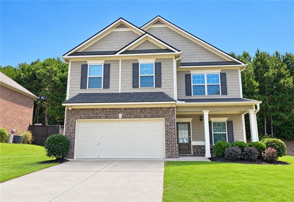 4 bedroom, 3 bathroom, 2,600 sq ft single family residence under contract at 5910 Crescent Landing Drive, Cumming, GA 30028