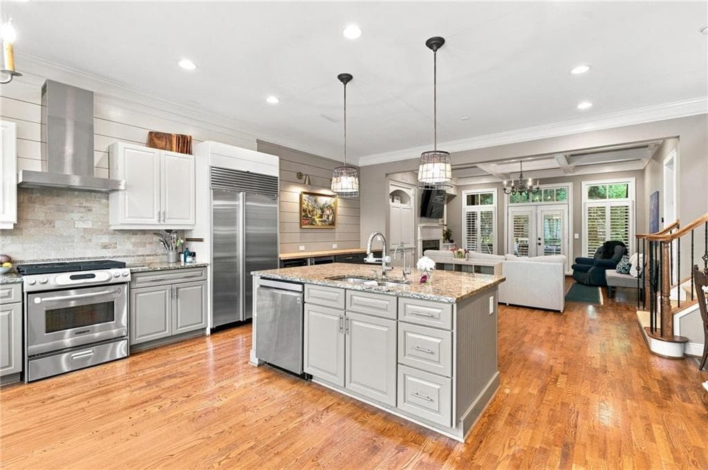 2 bedroom, 3 bathroom, 1,792 sq ft townhouse for sale at 817 Highland Green Way, Atlanta, GA 30306 — photo 4