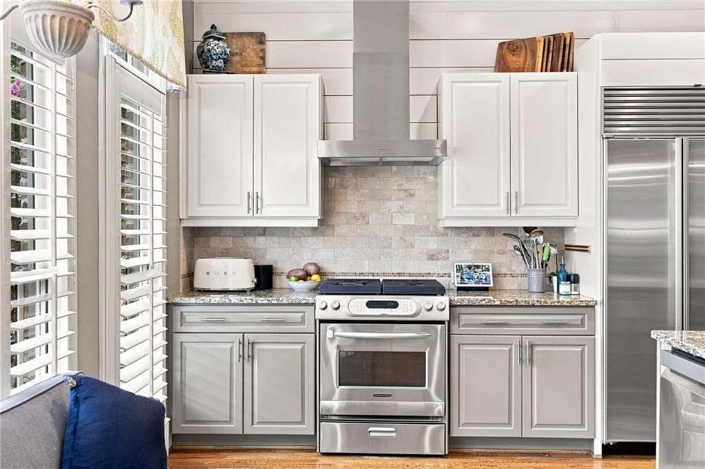 2 bedroom, 3 bathroom, 1,792 sq ft townhouse for sale at 817 Highland Green Way, Atlanta, GA 30306 — photo 6