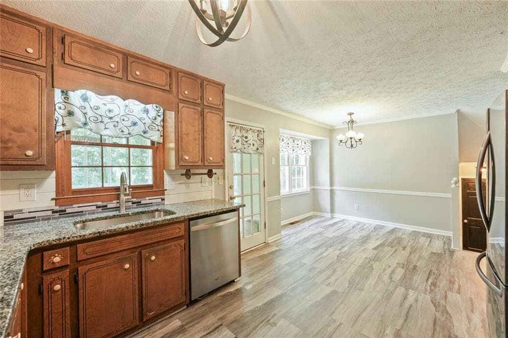 3 bedroom, 2 bathroom, 1,998 sq ft single family residence for rent at 1456 Scholar Drive, Lawrenceville, GA 30044 for $2,499 a month — photo 10
