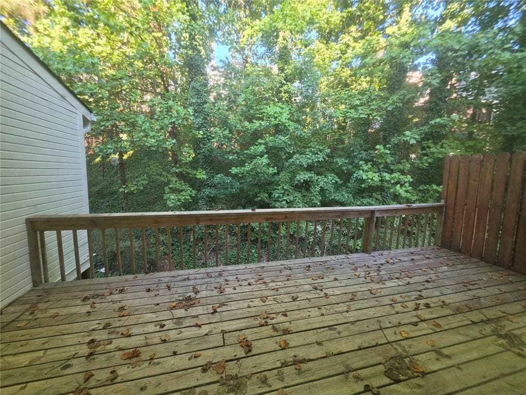 3 bedroom, 4 bathroom, 2,452 sq ft townhouse for sale at 3914 Meeting Street, Duluth, GA 30096 — photo 9