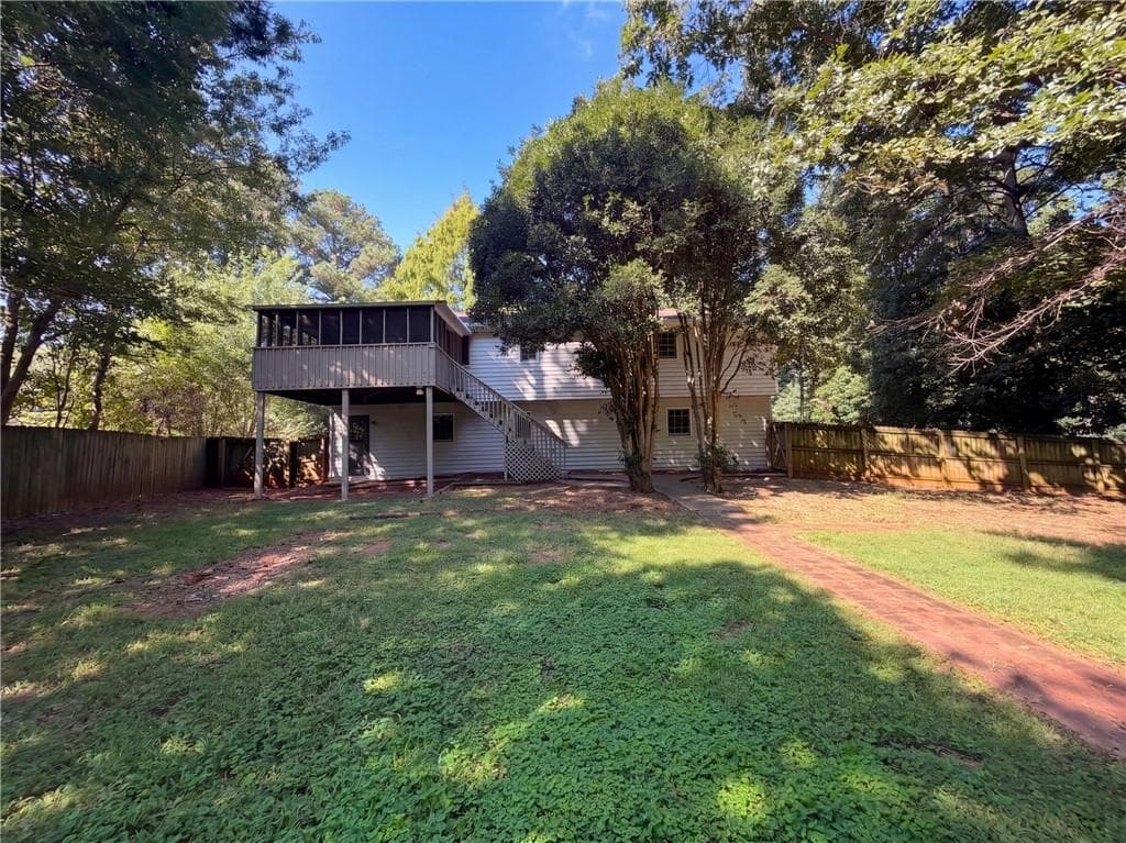 4 bedroom, 3 bathroom, 2,147 sq ft single family residence for sale at 1825 Marsh Creek Drive, Lawrenceville, GA 30043 — photo 5