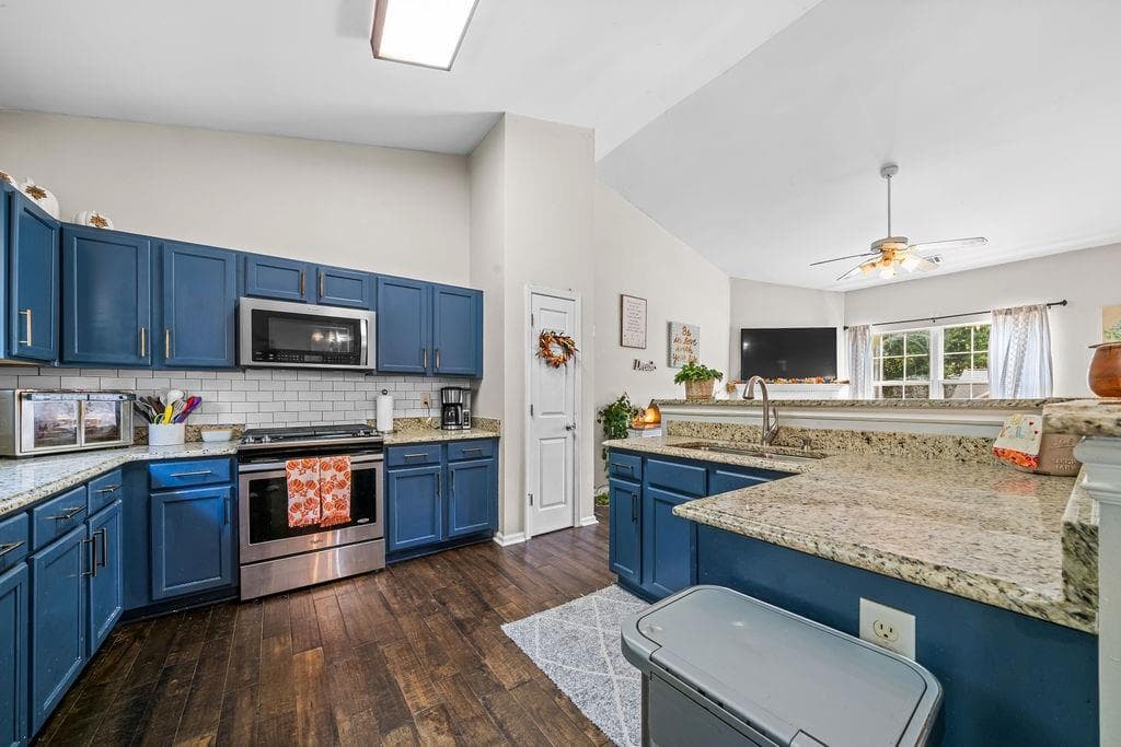 4 bedroom, 3 bathroom, 2,104 sq ft single family residence for sale at 19 SW Highlander Trail, Rome, GA 30165 — photo 7