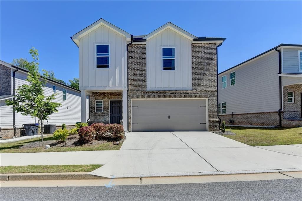 4 bedroom, 3 bathroom, 1,963 sq ft single family residence for sale at 2531 Canning View Avenue, Lawrenceville, GA 30044