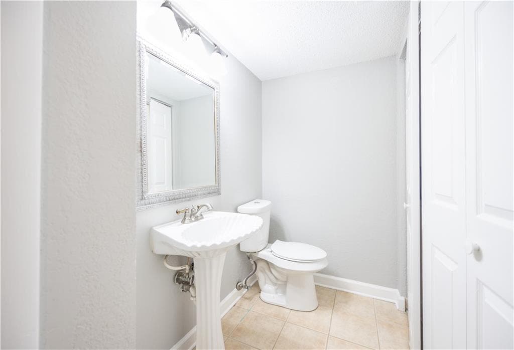 2 bedroom, 3 bathroom, 1,324 sq ft condominium for sale at 6900 Roswell Road #L4, Sandy Springs, GA 30328 — photo 10