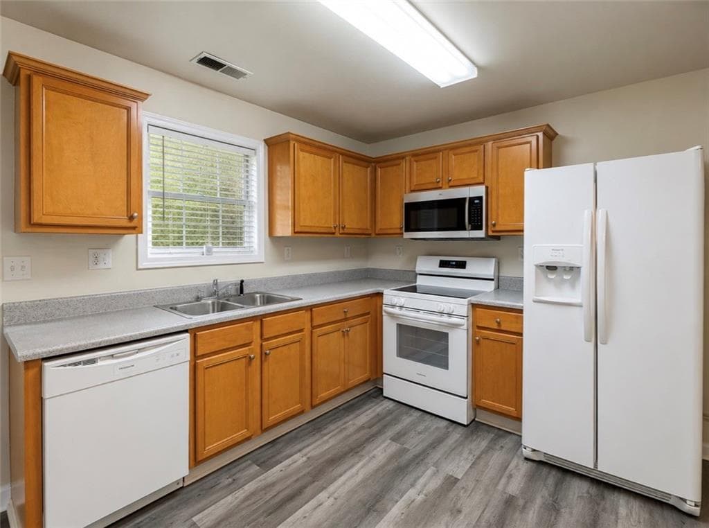 2 bedroom, 3 bathroom, 1,098 sq ft townhouse for rent at 230 Hiram Terrace, Hiram, GA 30141 for $1,395 a month — photo 4