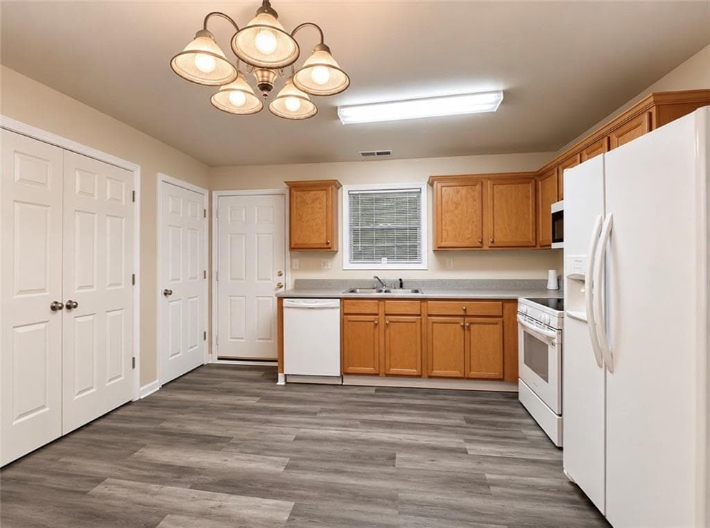 2 bedroom, 3 bathroom, 1,098 sq ft townhouse for rent at 230 Hiram Terrace, Hiram, GA 30141 for $1,395 a month — photo 6
