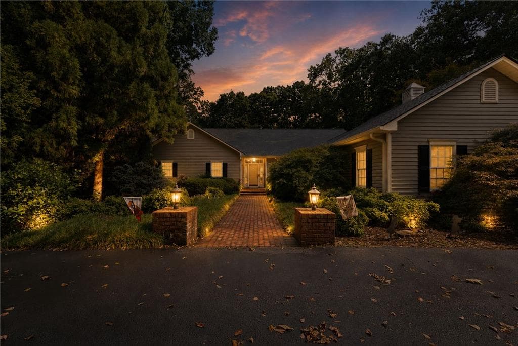 4 bedroom, 4 bathroom, 3,976 sq ft single family residence for sale at 731 Hidden Lakes Trail, Jefferson, GA 30549