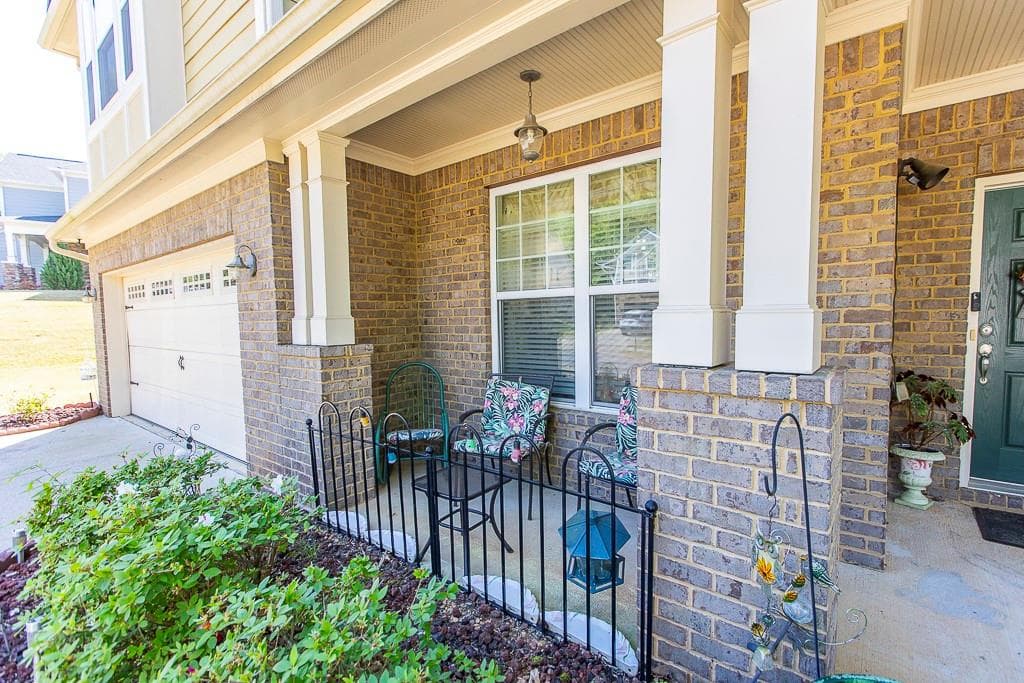 4 bedroom, 4 bathroom, 3,136 sq ft single family residence for sale at 300 Hampton Place, Canton, GA 30115 — photo 3