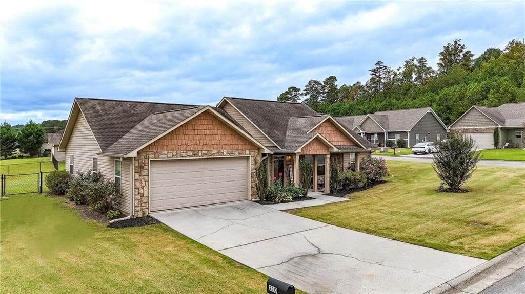 3 bedroom, 2 bathroom, 1,516 sq ft single family residence sold at 210 Madison Drive, Calhoun, GA 30701