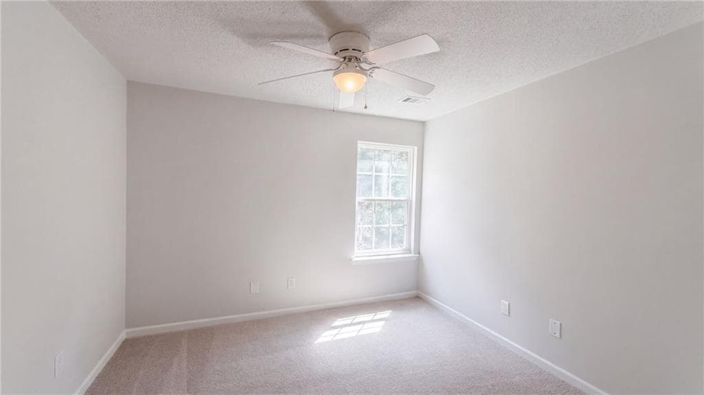 3 bedroom, 3 bathroom, 1,366 sq ft single family residence for sale at 3426 Sable Chase Lane, Atlanta, GA 30349 — photo 7