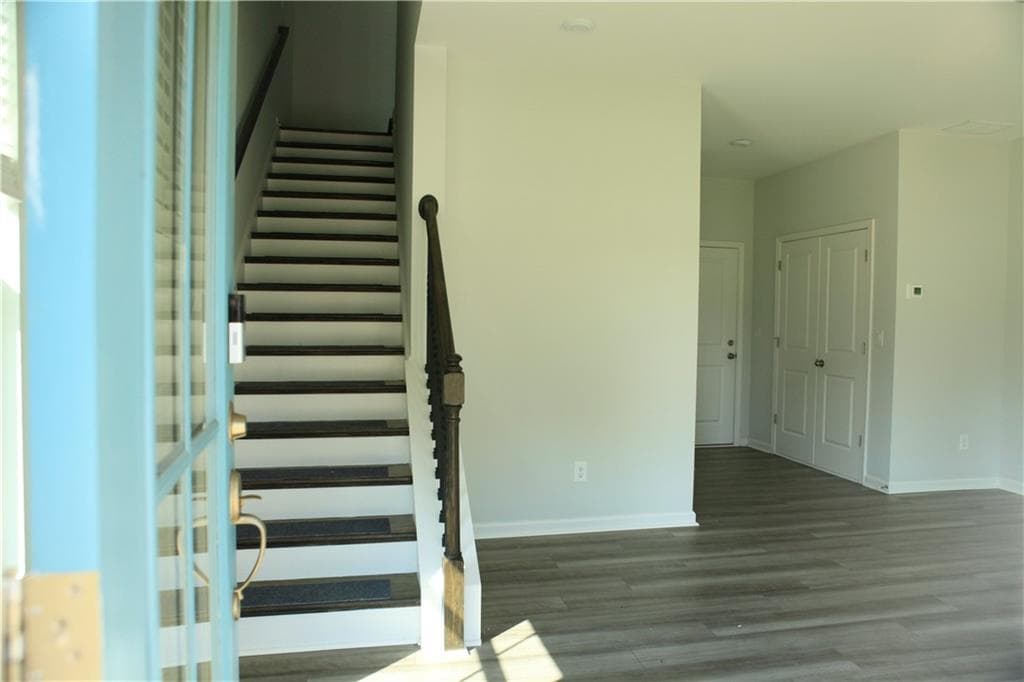 2 bedroom, 4 bathroom, 2,000 sq ft townhouse under contract at 2200 Whistler Way, Lawrenceville, GA 30043 — photo 4