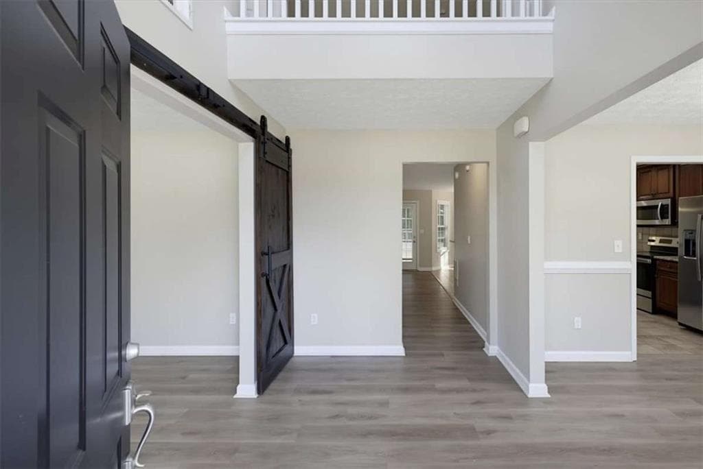 5 bedroom, 3 bathroom, 2,876 sq ft single family residence for sale at 25 Richmond Trail, Oxford, GA 30054 — photo 3