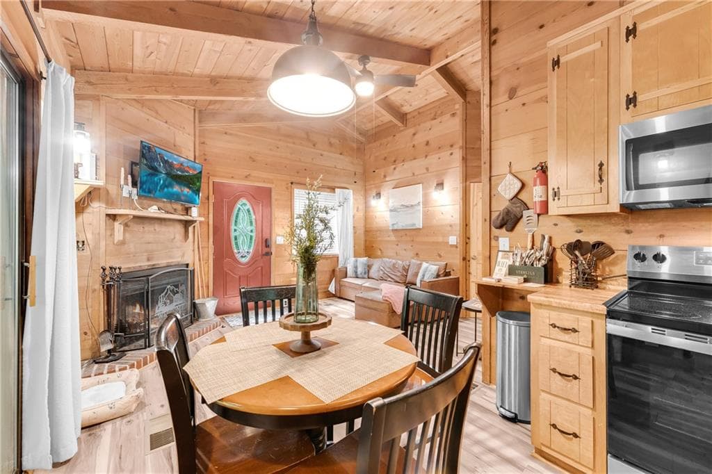 other under contract at 66 Lovers Lane, Sautee Nacoochee, GA 30571 — photo 8