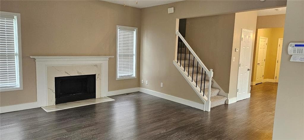 3 bedroom, 3 bathroom, 1,440 sq ft single family residence for sale at 810 Metropolitan Parkway, Atlanta, GA 30303 — photo 4