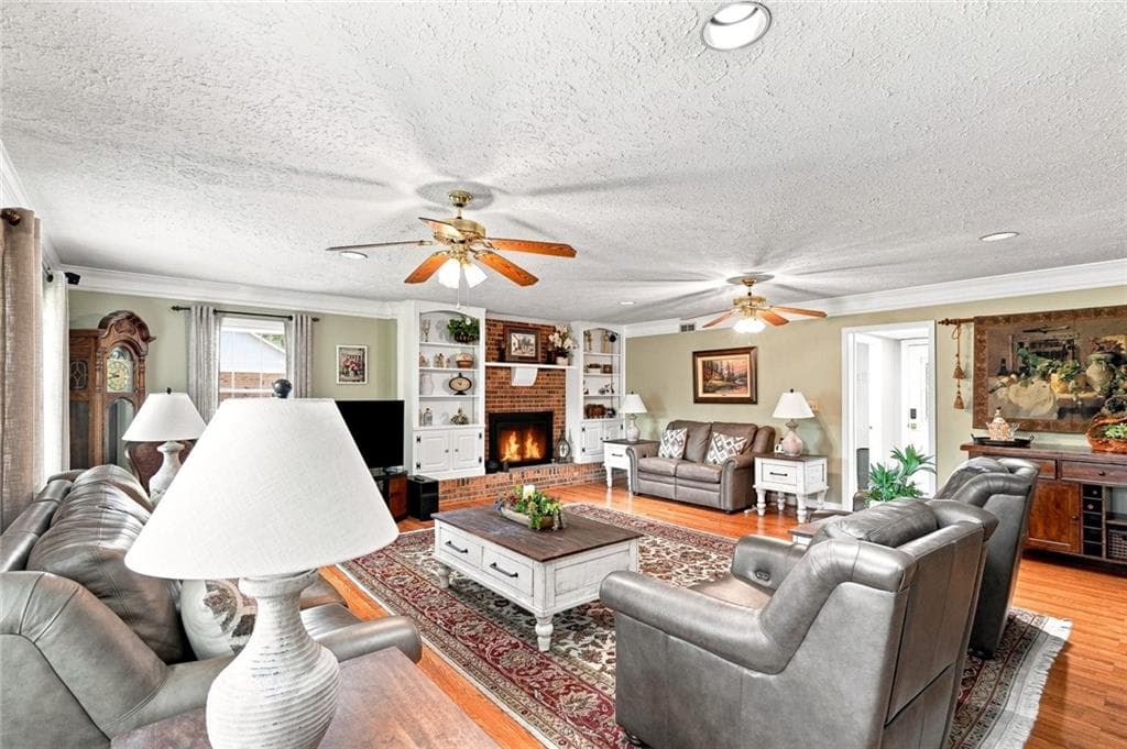 3 bedroom, 3 bathroom, 2,750 sq ft single family residence under contract at 740 Smyrna Road, Conyers, GA 30094 — photo 6